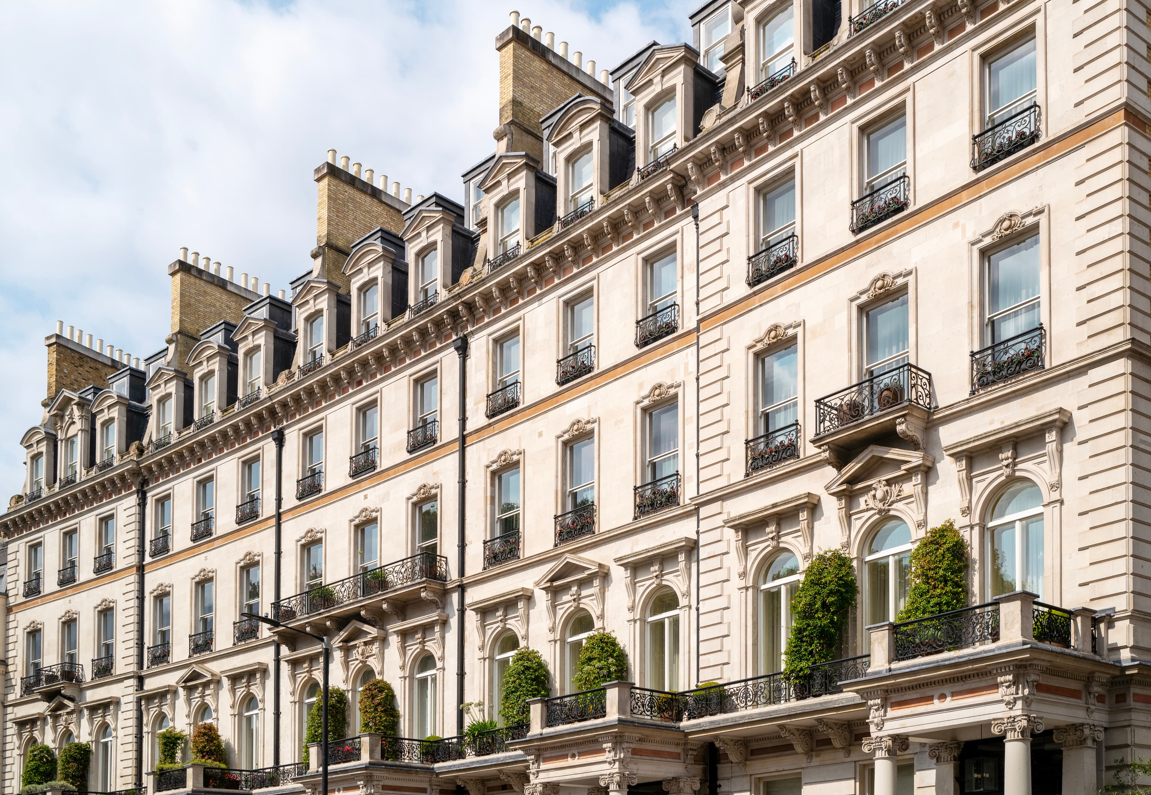 Block of flats reinstatement cost assessment